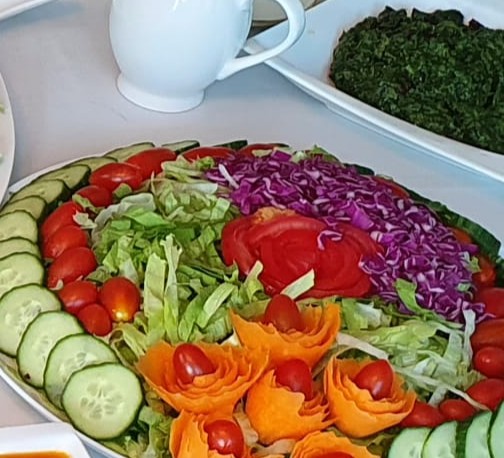 Frische Salate für Catering